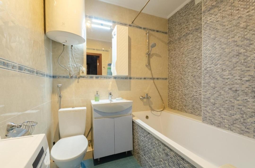 Апартаменти З Панорамним Краєвидом Kiev Exterior foto